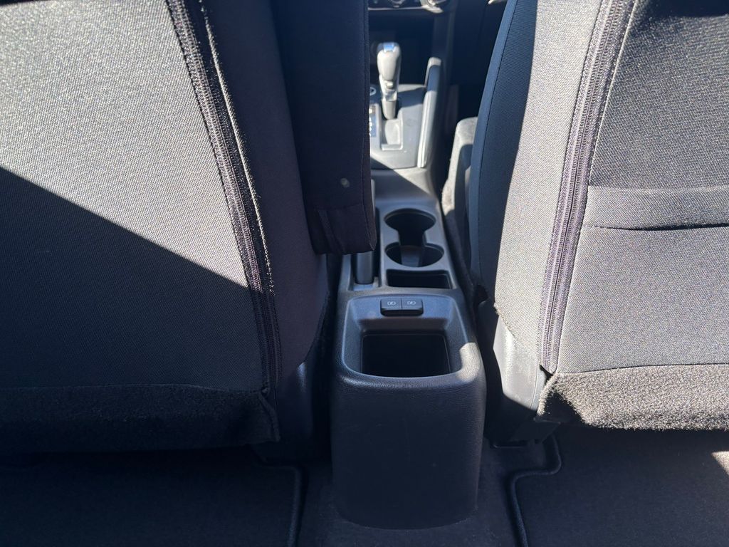 2024 Nissan Kicks S photo 22