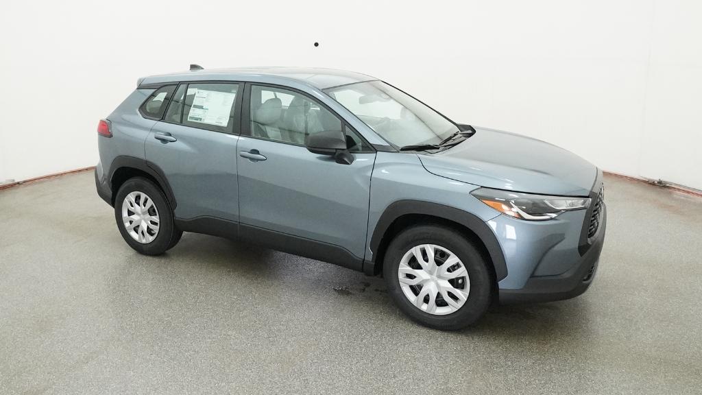 2025 Toyota Corolla Cross L photo 27