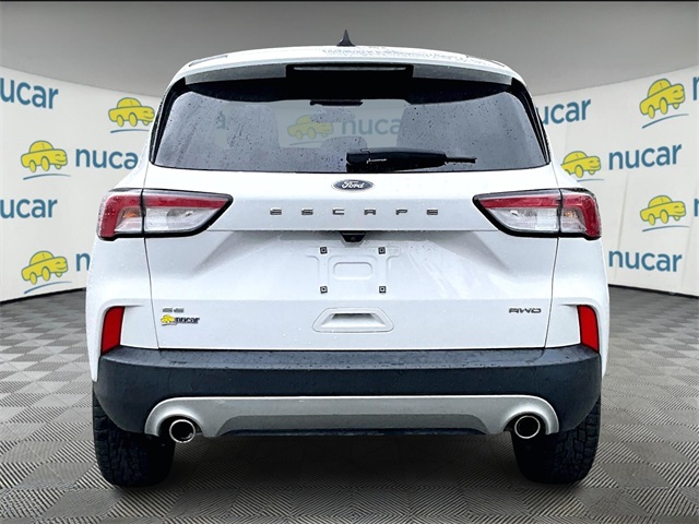 2022 Ford Escape SE photo 4
