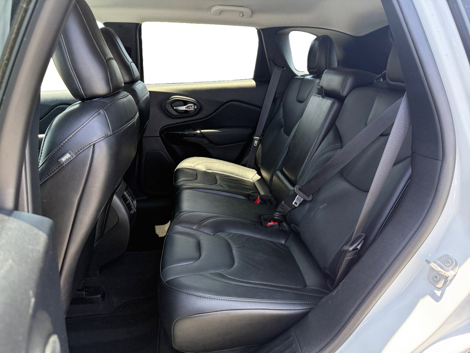 2023 Jeep Cherokee Altitude photo 15