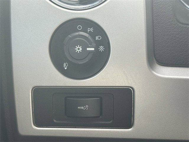 2014 Ford F-150 FX4 photo 31