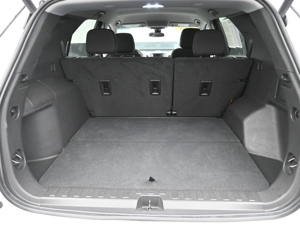 2024 Chevrolet Equinox LT photo 7