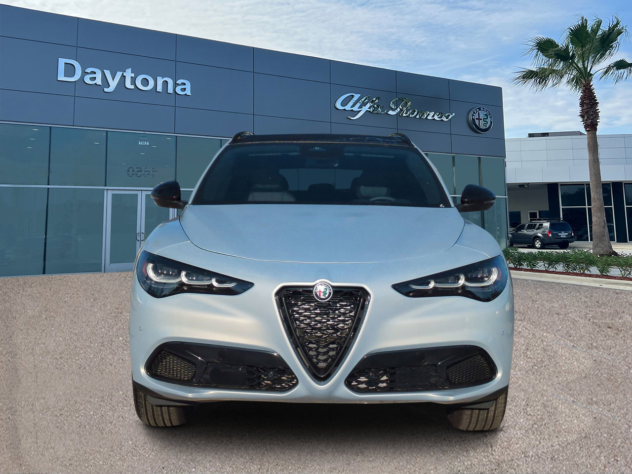 2025 Alfa Romeo Stelvio Sprint photo 8