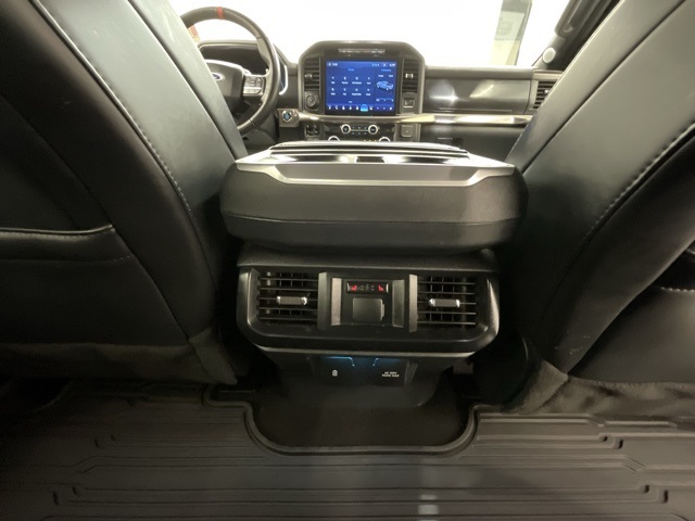 2023 Ford F-150 Raptor photo 26
