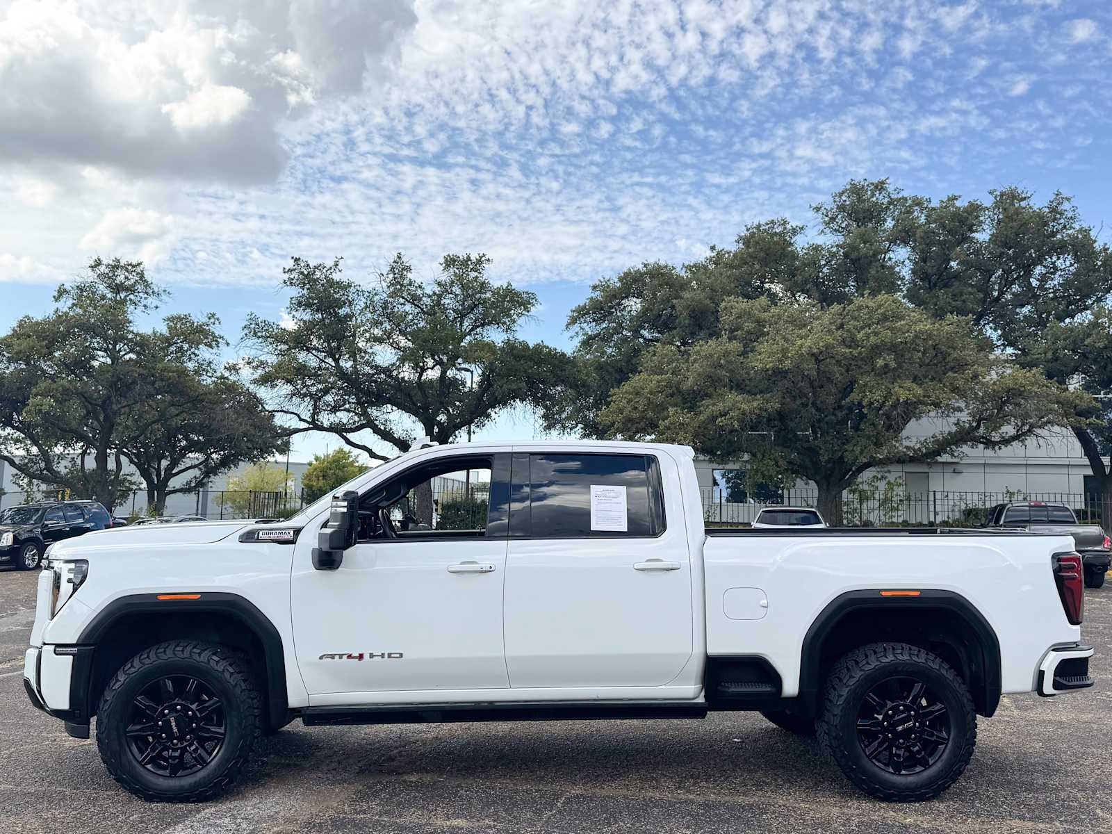 2024 Gmc Sierra 2500 HD AT4 photo 2