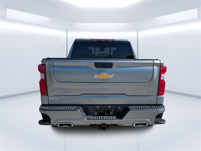 2024 Chevrolet Silverado 1500 High Country photo 4