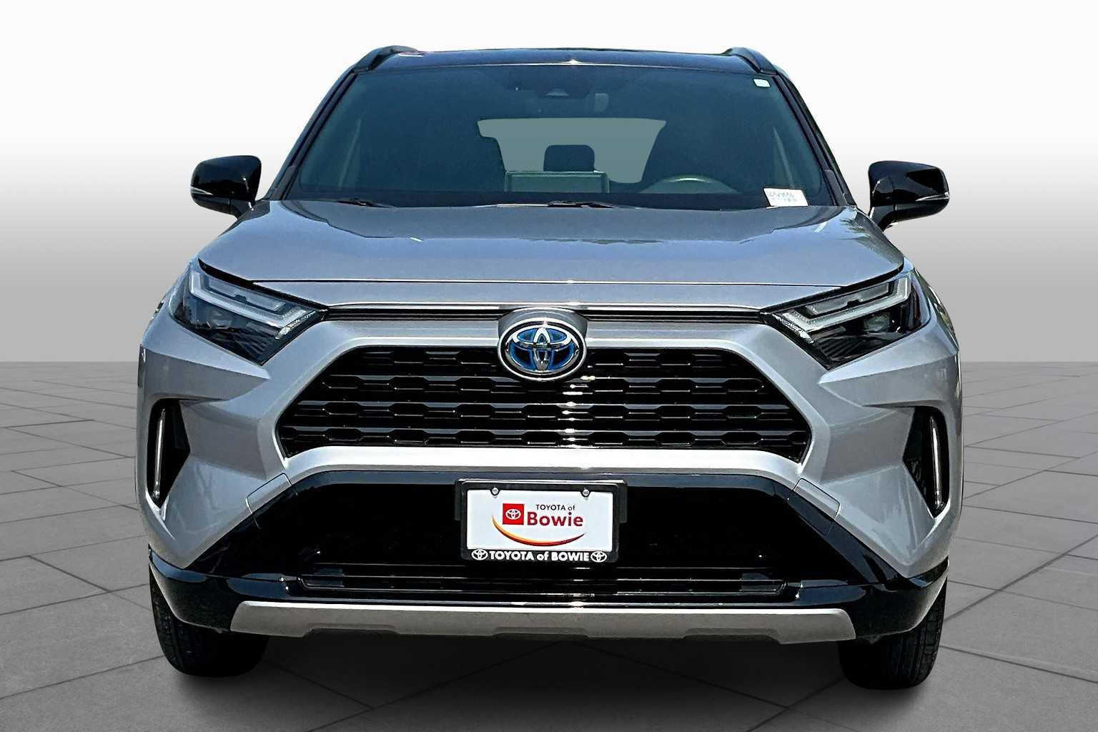 2022 Toyota RAV4 Hybrid XSE photo 3