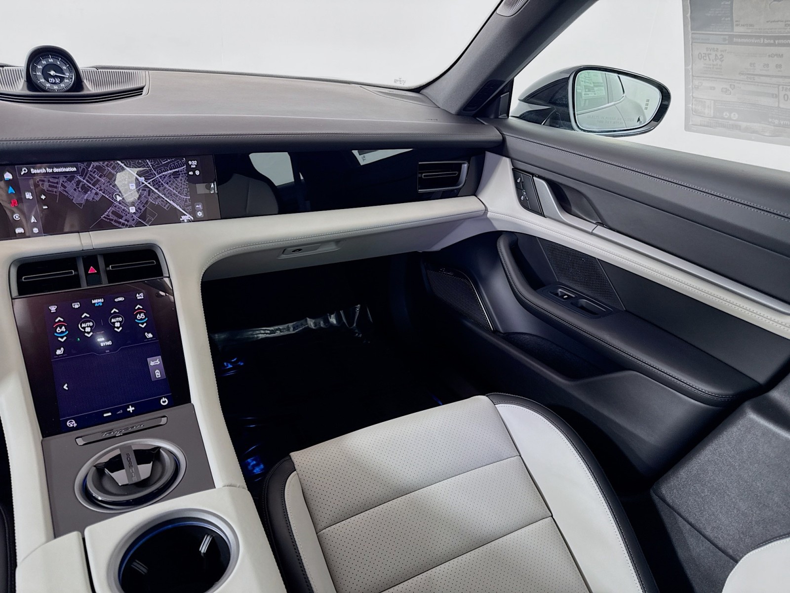 2025 Porsche Taycan 4S photo 20