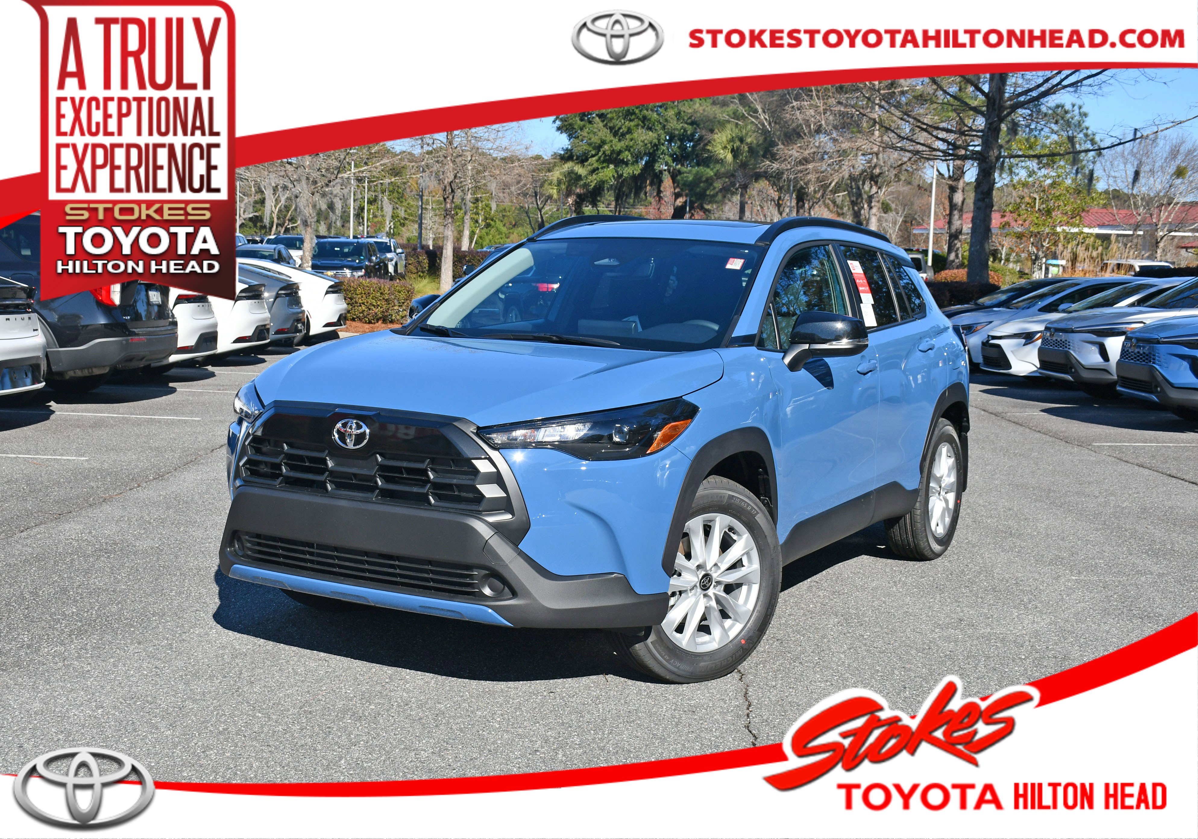 2026 Toyota Corolla Cross LE's photo