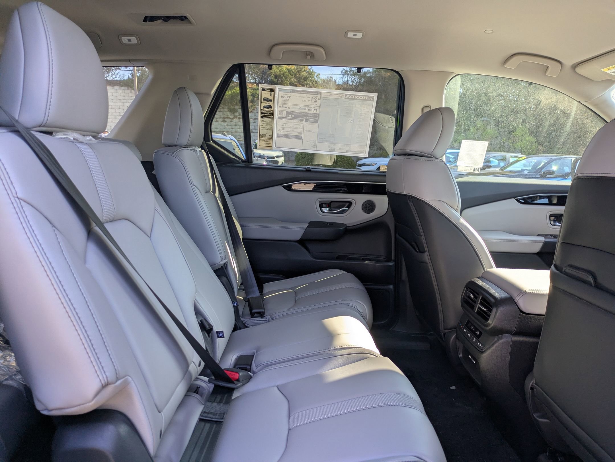 2025 Honda Pilot EX-L photo 17
