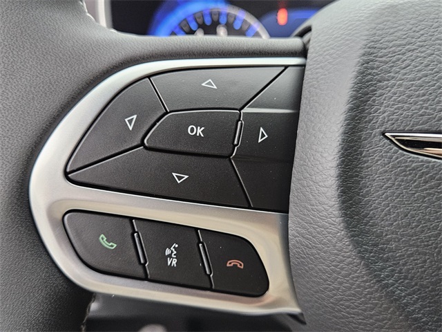 2026 Chrysler Pacifica photo 22