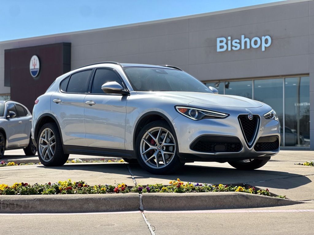 2019 Alfa Romeo Stelvio Ti Sport
