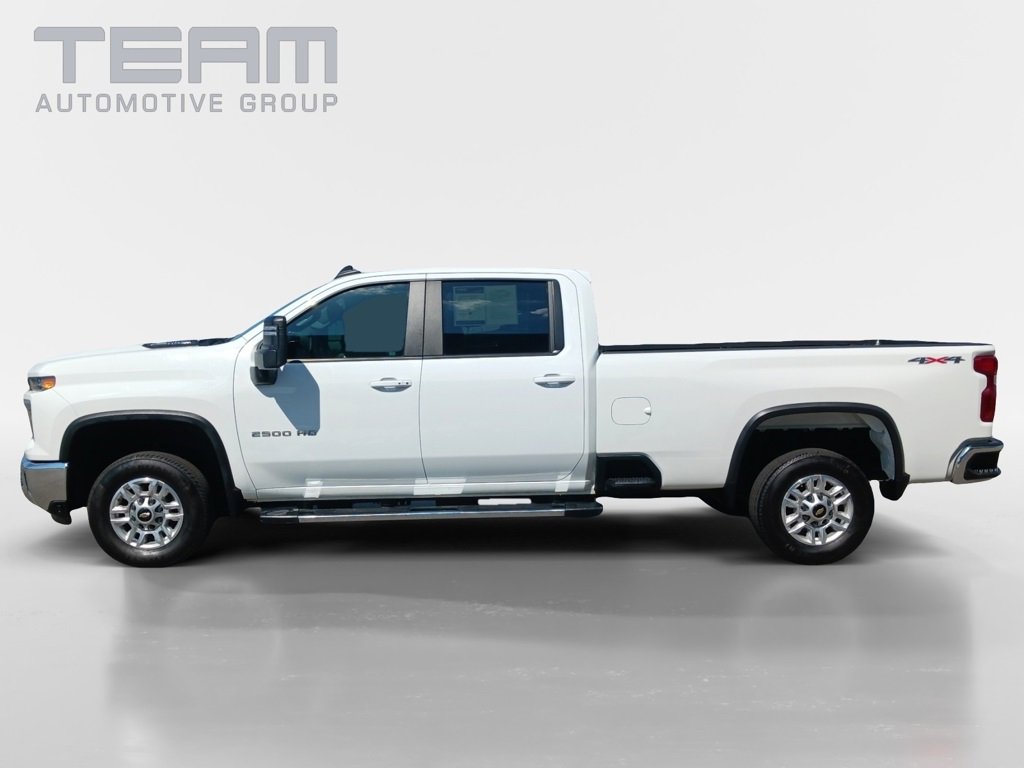 2024 Chevrolet Silverado 2500HD LT photo 4
