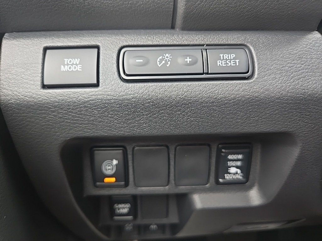 2026 Nissan Frontier Crew Cab PRO-4X photo 14