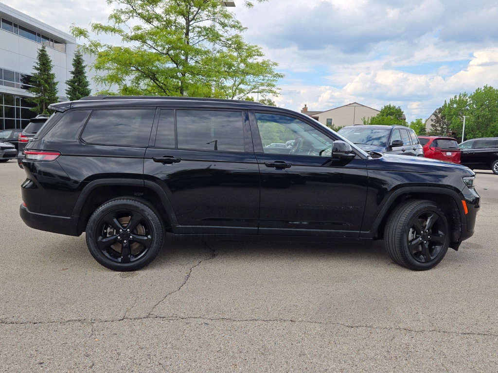 2022 Jeep Grand Cherokee Limited photo 6