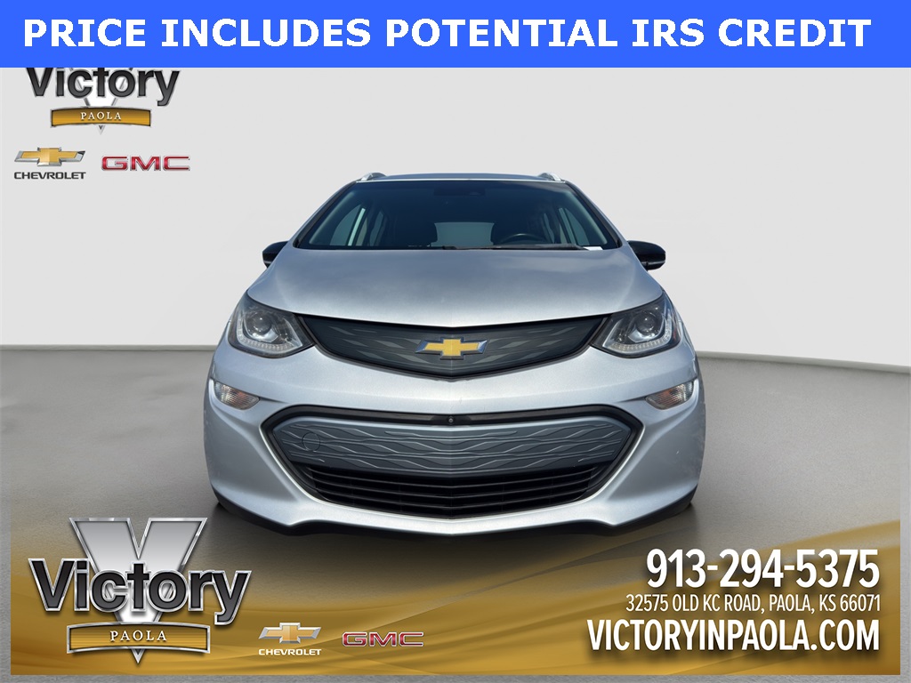 Used 2017 Chevrolet Bolt EV Premier with VIN 1G1FX6S08H4176636 for sale in Smithville, MO