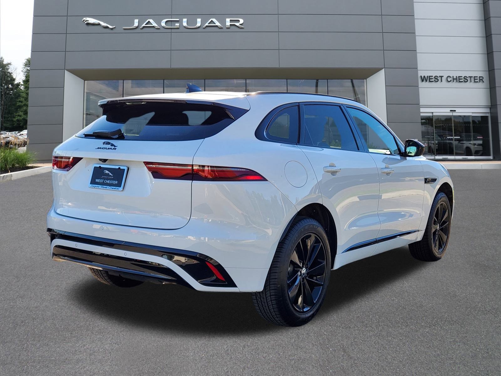 2025 Jaguar F-PACE P250 R-Dynamic S photo 4