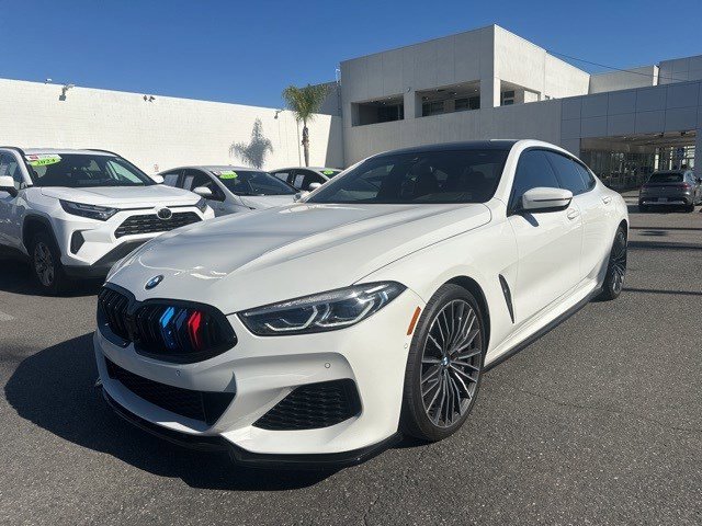 2022 BMW 8 Series 840i's photo