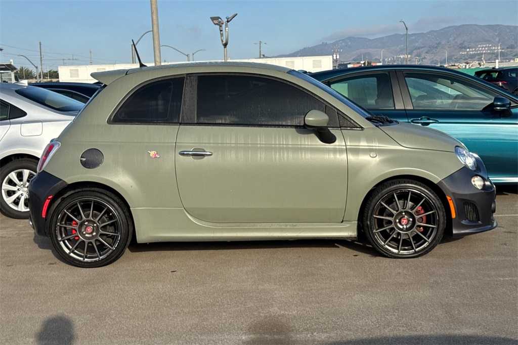 2015 Fiat 500 Abarth photo 3