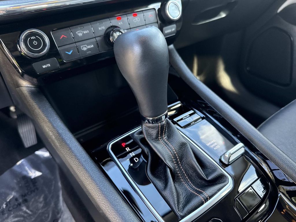 2022 Jeep Compass Limited photo 26