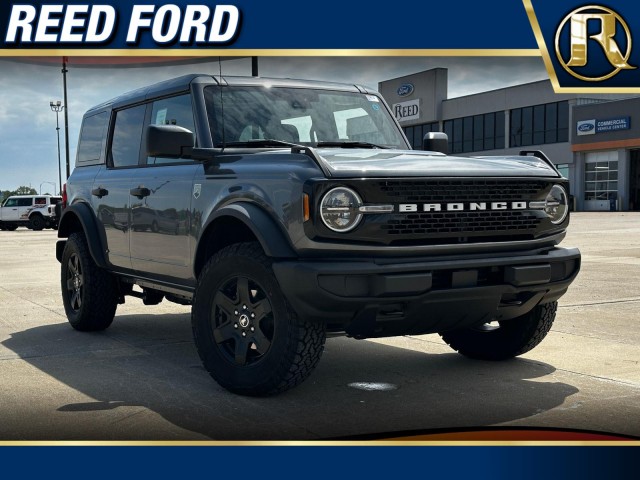 2025 Ford Bronco 4-Door Big Bend's photo
