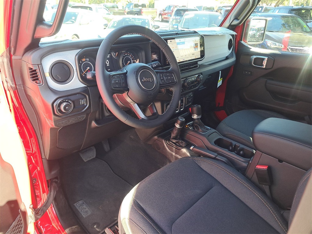 2025 Jeep Wrangler Sport S photo 13