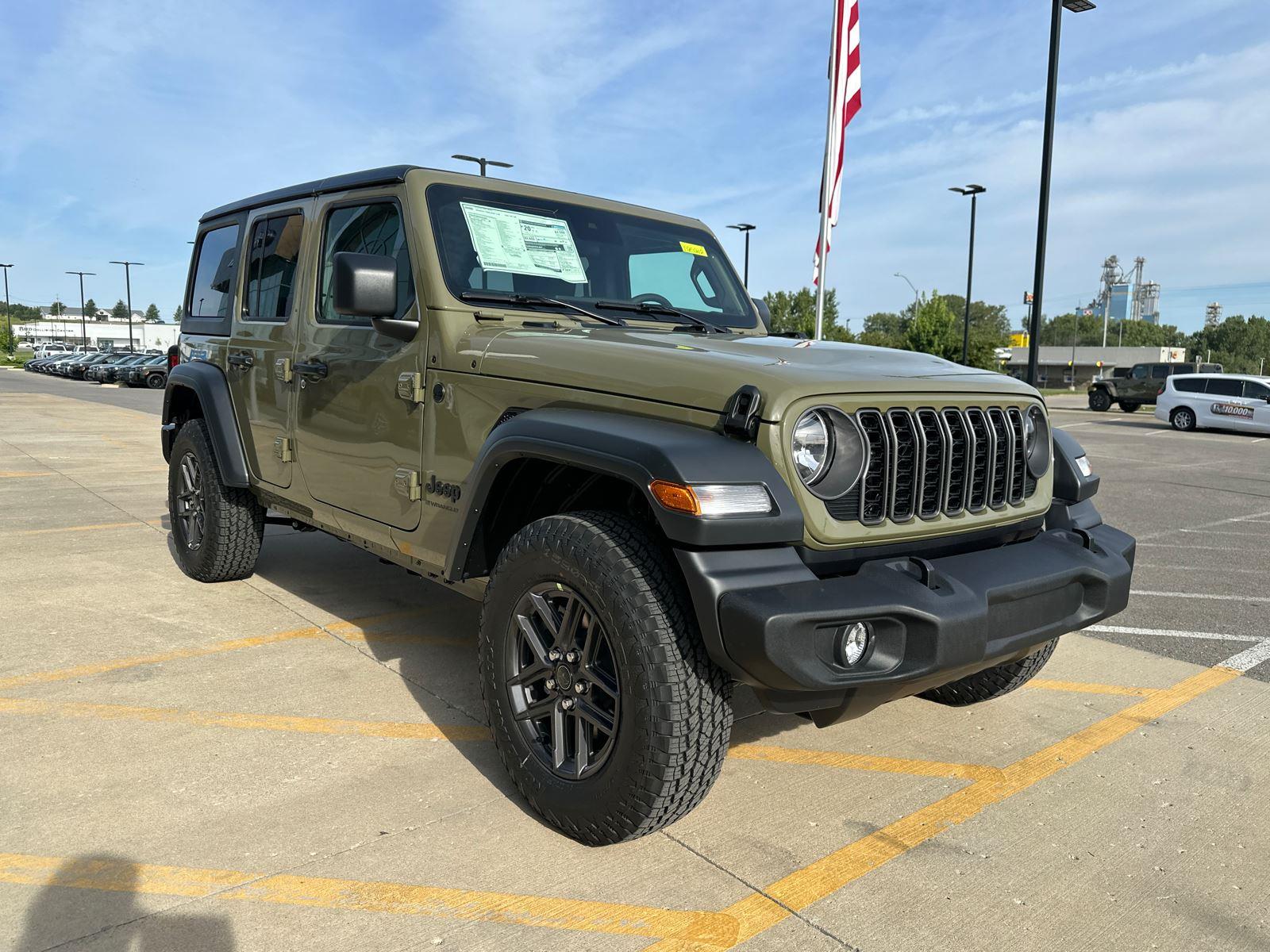 2025 Jeep Wrangler Sport S photo 4