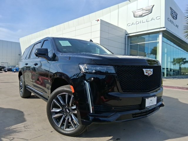 2023 Cadillac Escalade ESV Sport Platinum's photo