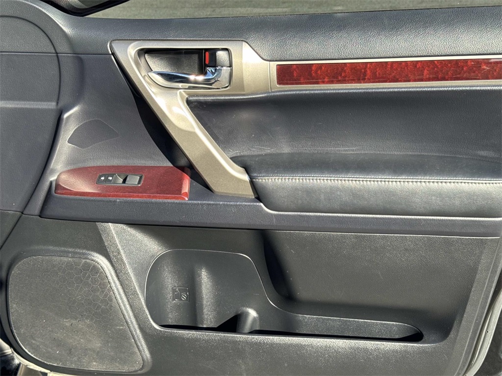 2019 Lexus GX 460 photo 8