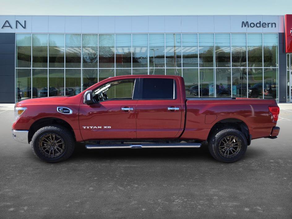 2019 Nissan Titan SV photo 8