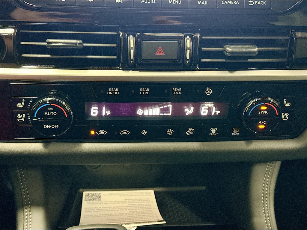 2025 Nissan Pathfinder Platinum photo 33