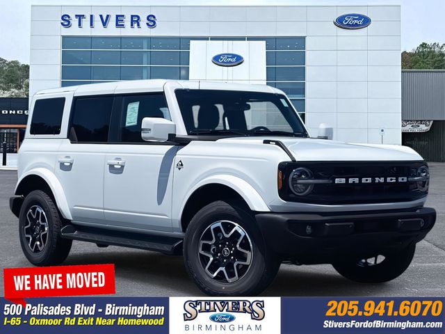 2025 Ford Bronco 4-Door Outer Banks's photo