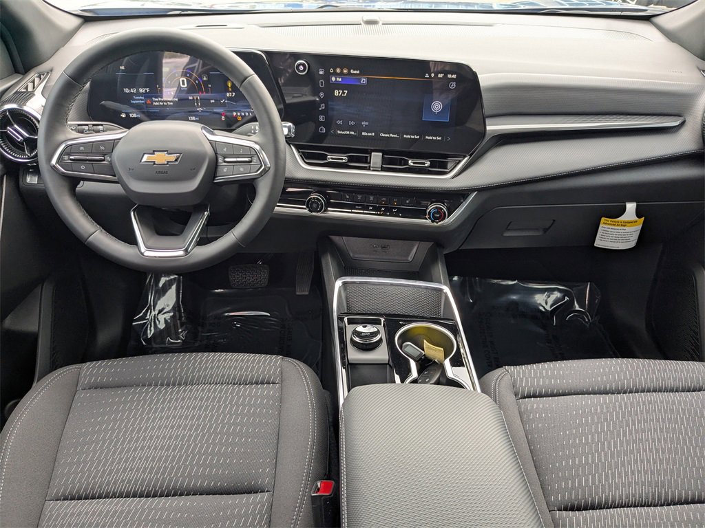 2026 Chevrolet Equinox LT photo 12