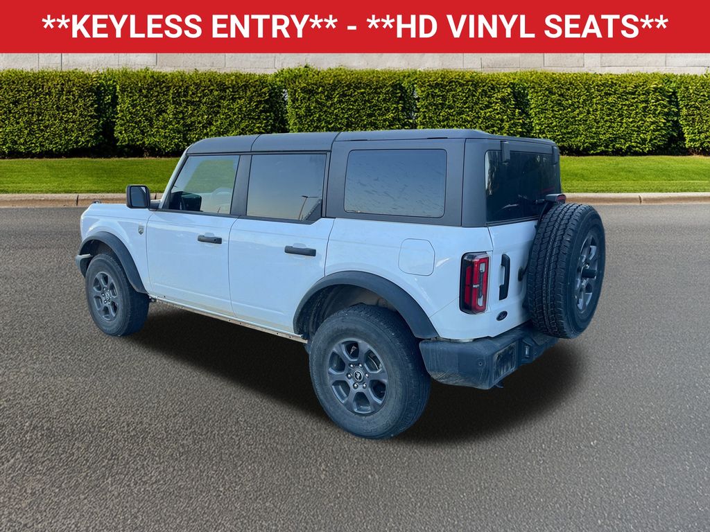 2024 Ford Bronco Big Bend photo 2