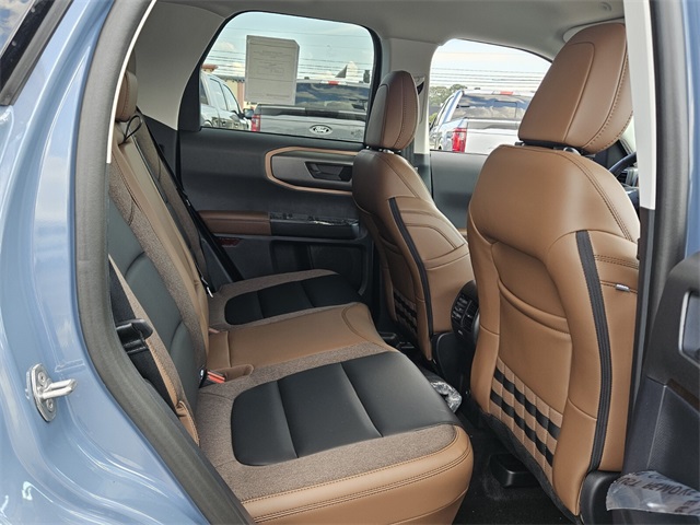 2025 Ford Bronco Sport Outer Banks photo 15
