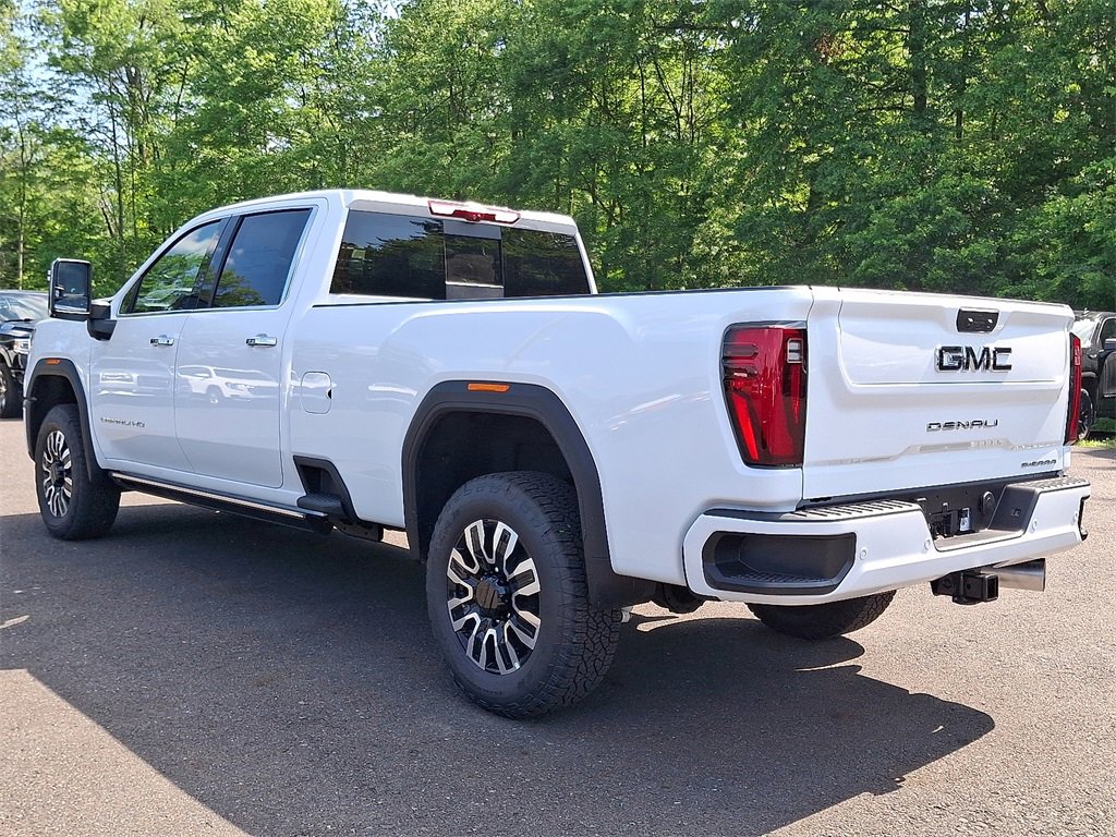 2025 Gmc Sierra 3500 HD Denali Ultimate photo 2