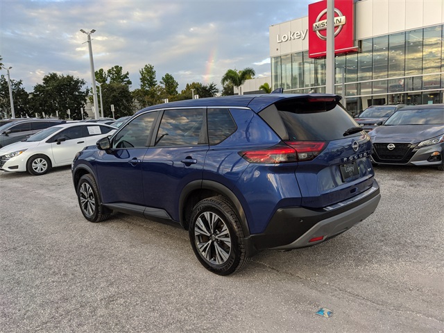 2022 Nissan Rogue SV photo 4