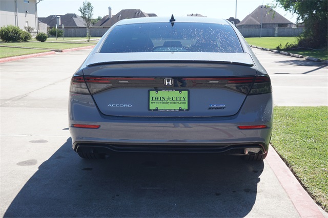2025 Honda Accord Hybrid Sport-L photo 3