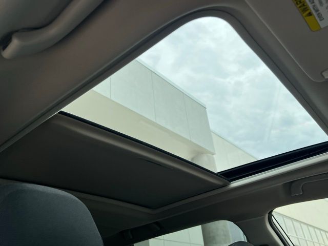 2023 Subaru Forester Premium photo 25
