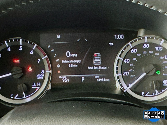 2023 Toyota Highlander L photo 2