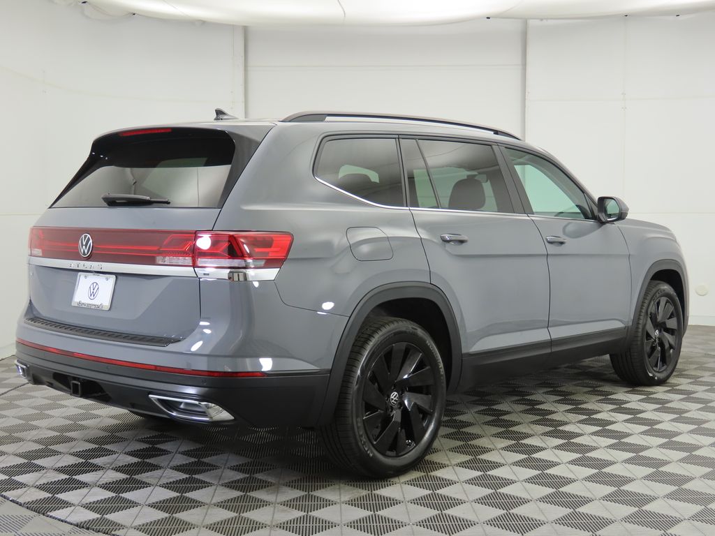 2026 Volkswagen Atlas SE Technology photo 5