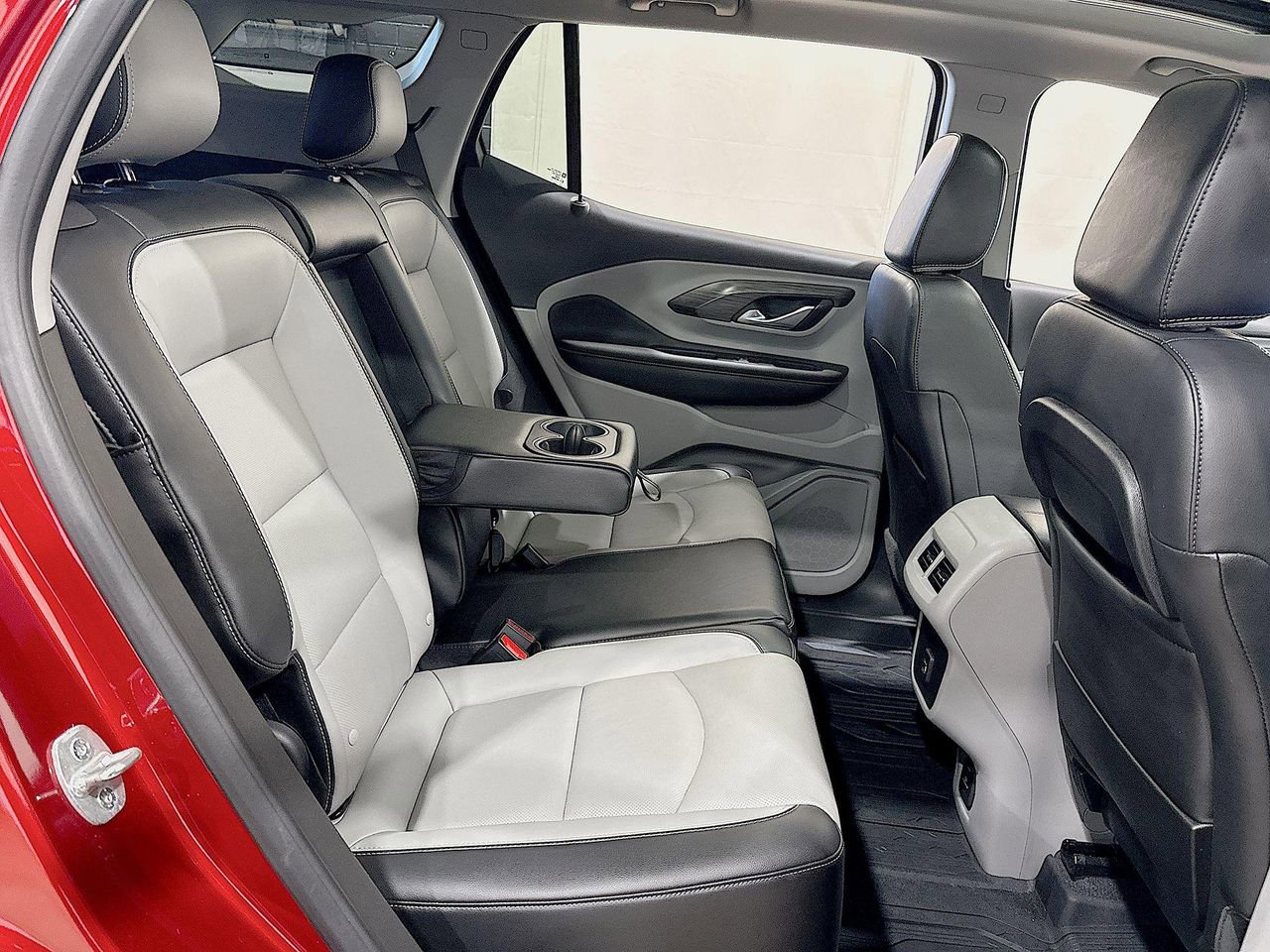 2022 Gmc Terrain SLT photo 26