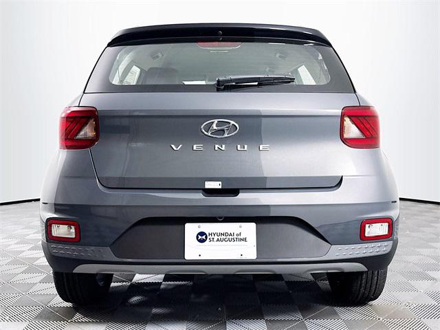 2025 Hyundai Venue Limited photo 4
