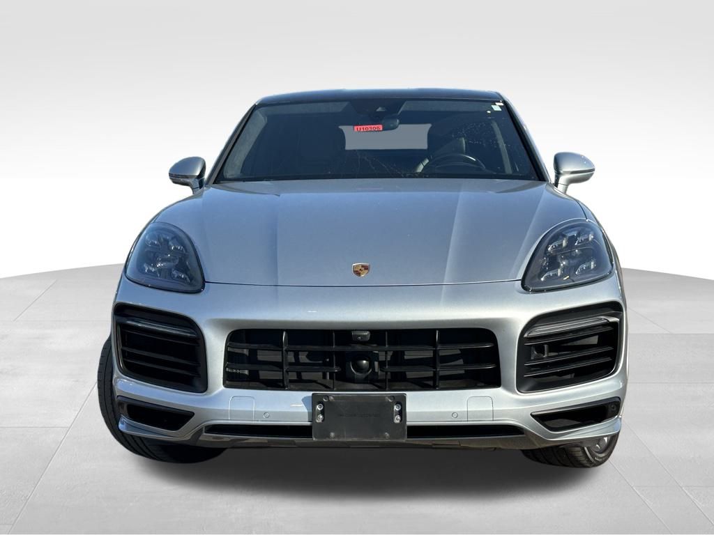 2022 Porsche Cayenne Coupe Base photo 2