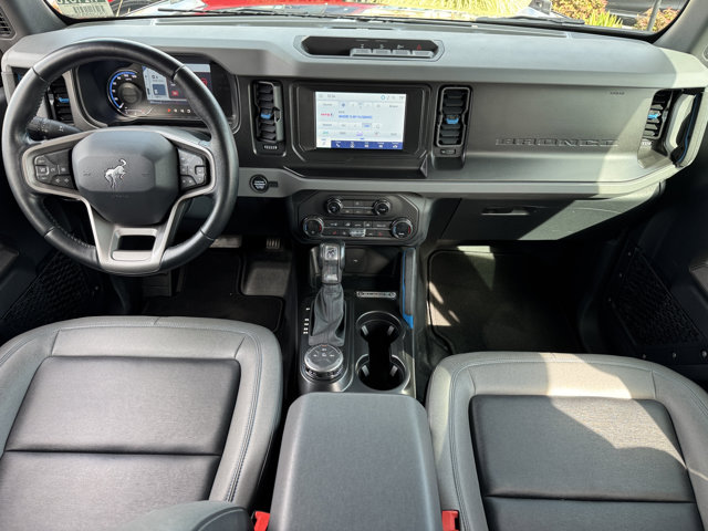 2021 Ford Bronco Black Diamond photo 4