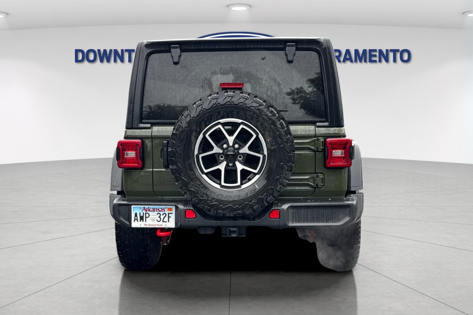 2024 Jeep Wrangler Rubicon photo 7