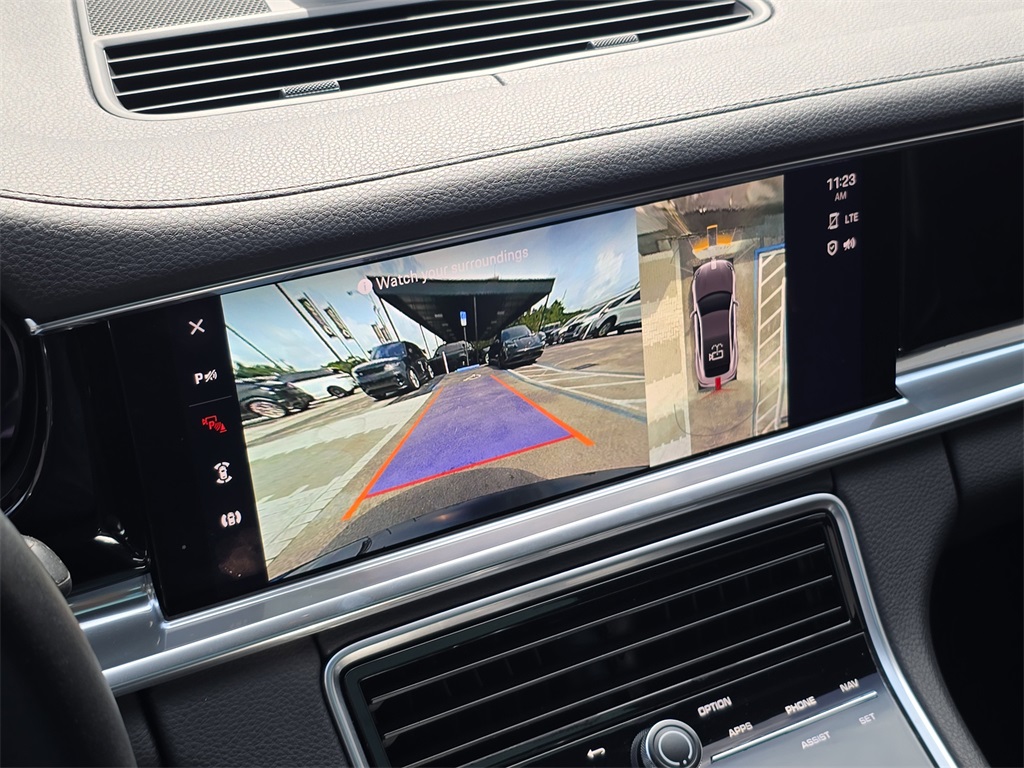 2023 Porsche Panamera Platinum photo 30