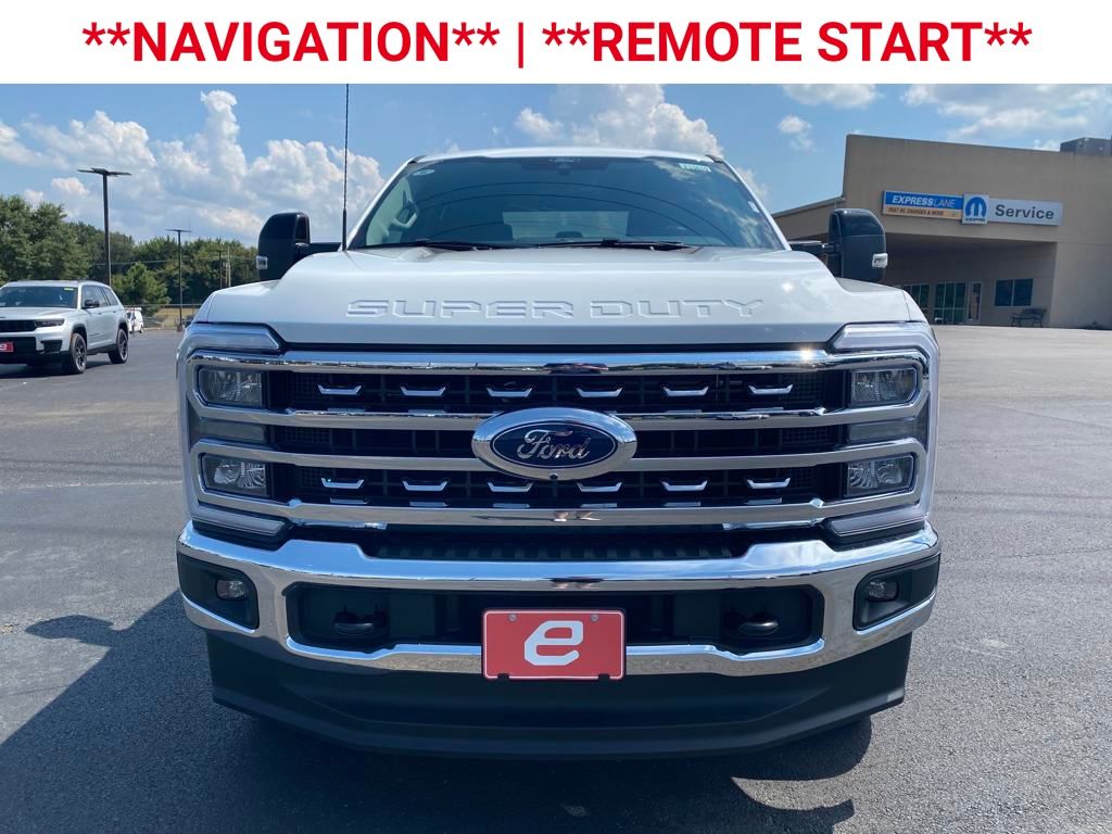 2025 Ford F-250 Lariat photo 2