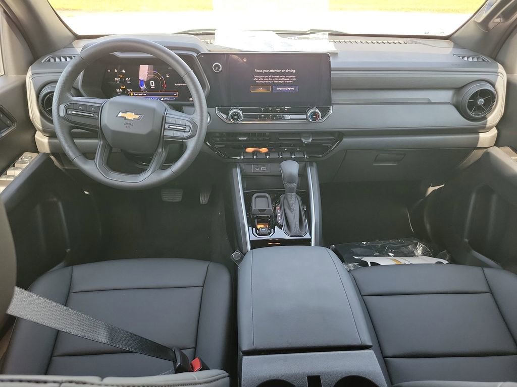 2025 Chevrolet Colorado LT photo 23