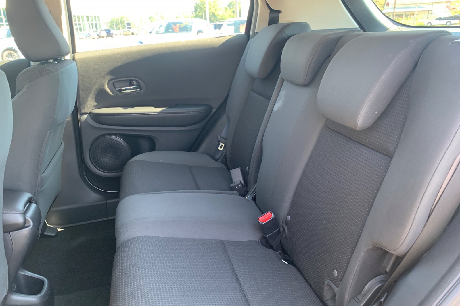 2020 Honda HR-V LX photo 18